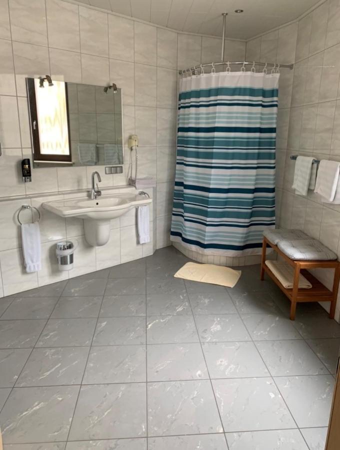 Hotel Deutsches Haus Lampertheim Luaran gambar